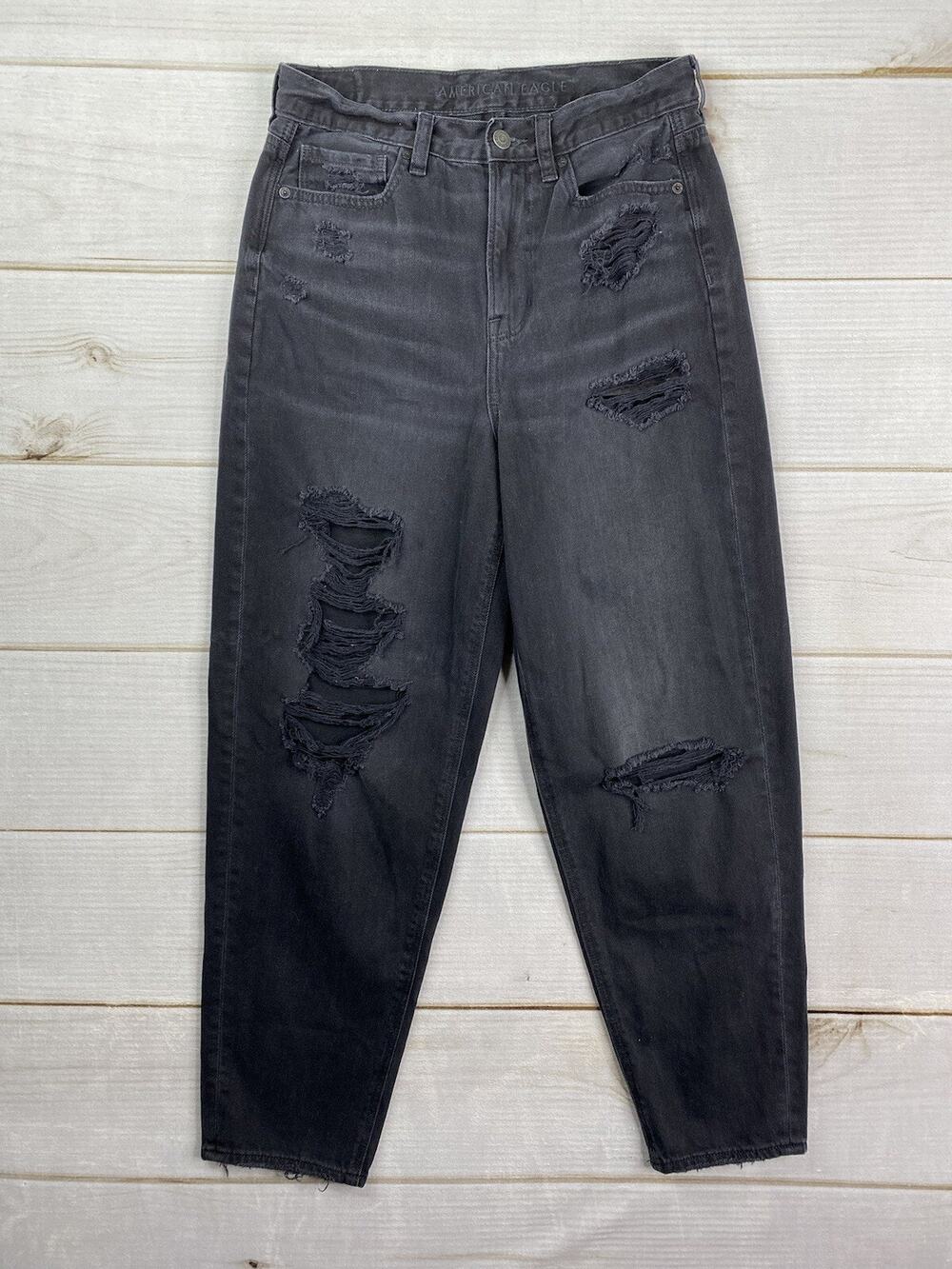 American Eagle Jeans Womens 6 Black Mom Relaxed High Rise Distressed Rips Grunge